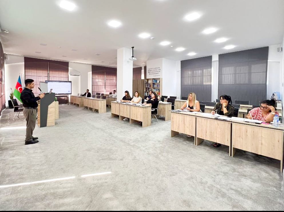 Əmək və Sosial Münasibətlər Akademiyasında əməyin təhlükəsizliyinə dair təlimlər keçirilib