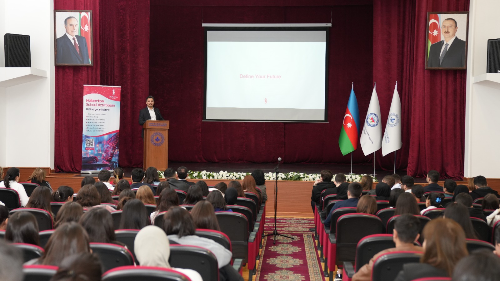 Özəl sektorla əməkdaşlıq çərçivəsində AHİK-in Əmək və Sosial Münasibətlər Akademiyasında seminar keçirilib