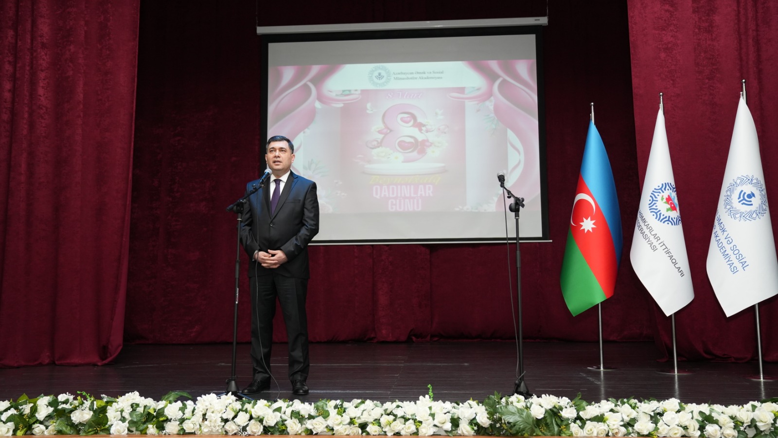 AHİK-in Əmək və Sosial Münasibətlər Akademiyasında Beynəlxalq Qadınlar Gününə həsr olunan tədbir keçirilib