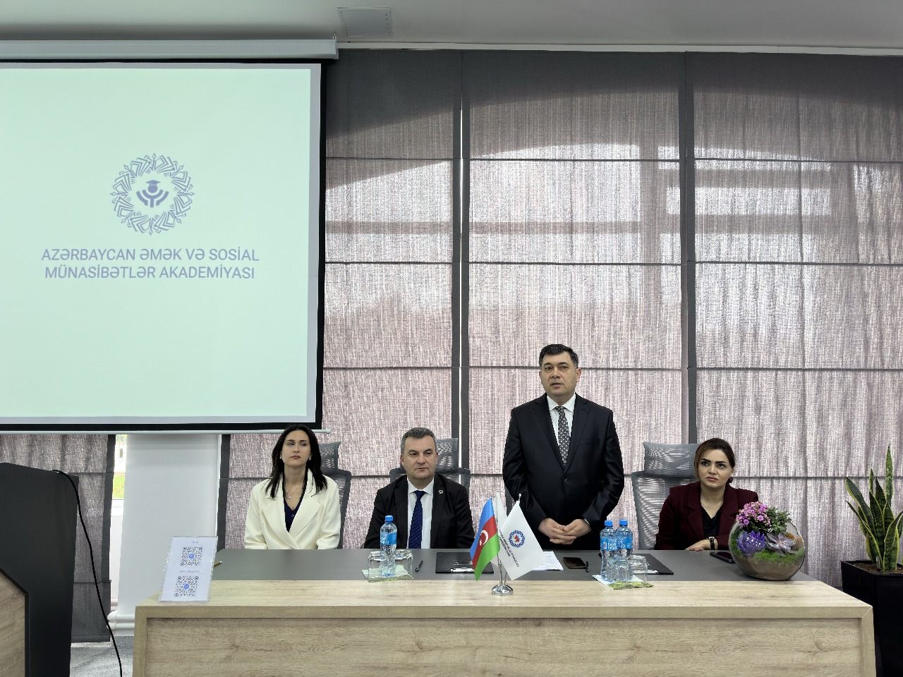 “Əmək qanunvericiliyinin tətbiqi problemləri” mövzusunda təlimlərə başlanılıb
