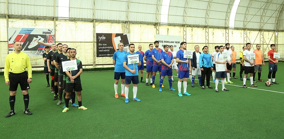 Həmkarlar ittifaqının təşkilatçılığı ilə mini futbol turniri start götürüb