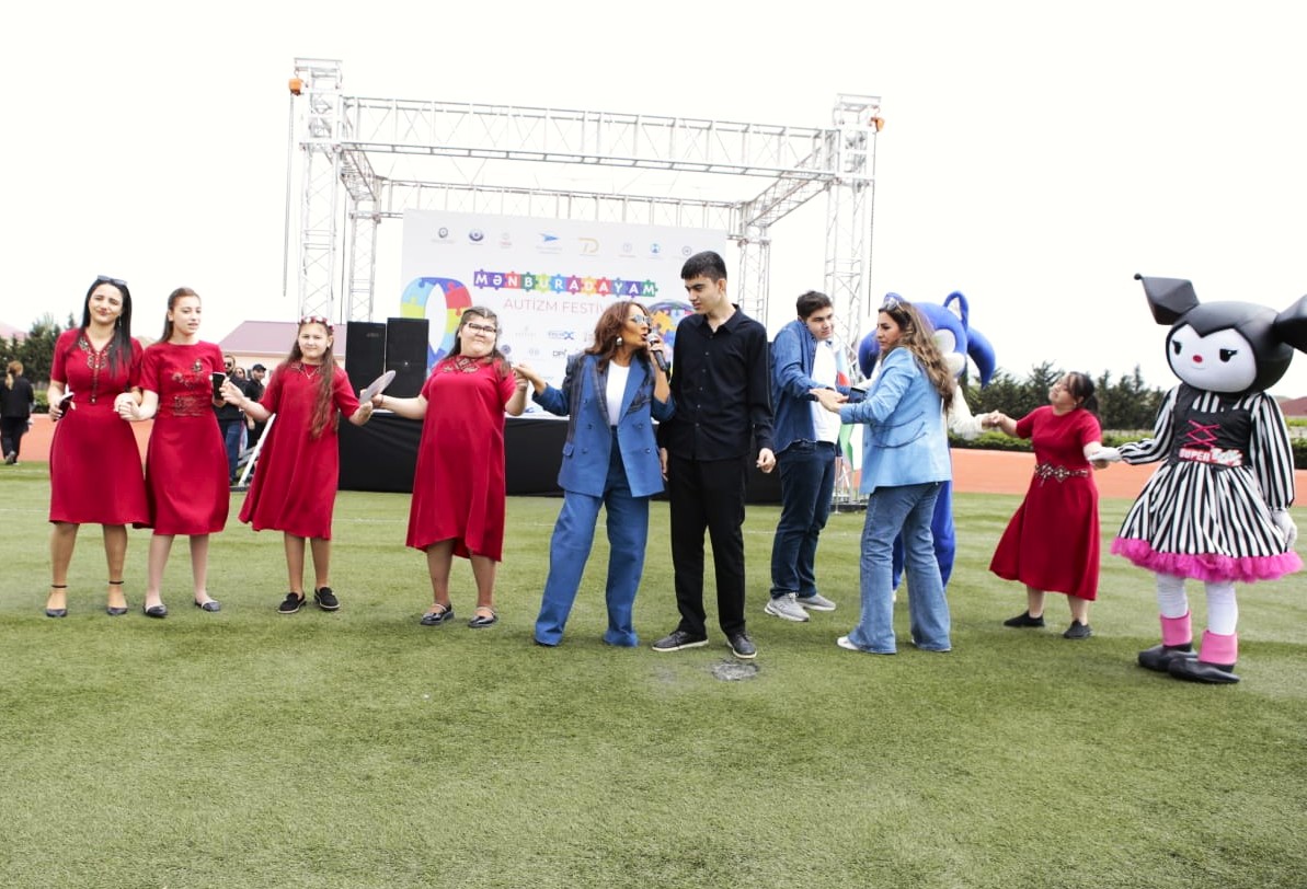 Autizmli uşaqların iştirakı ilə “Mən burdayam” adlı festival keçirilib