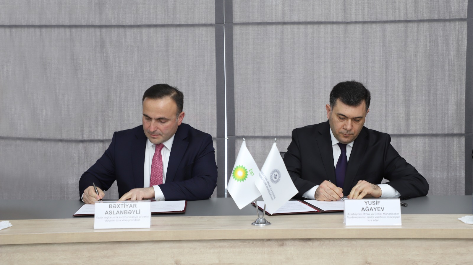 Azərbaycan Həmkarlar İttifaqları Konfederasiyasının akademiyası ilə BP arasında Memorandum imzalanıb
