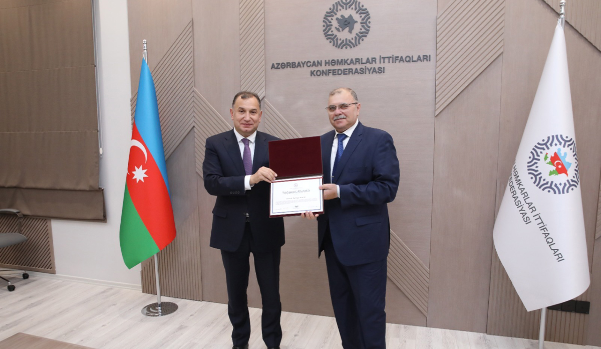 Həmkarlar ittifaqları sistemində səmərəli fəaliyyətinə görə Cahangir Əliyev təltif olunub