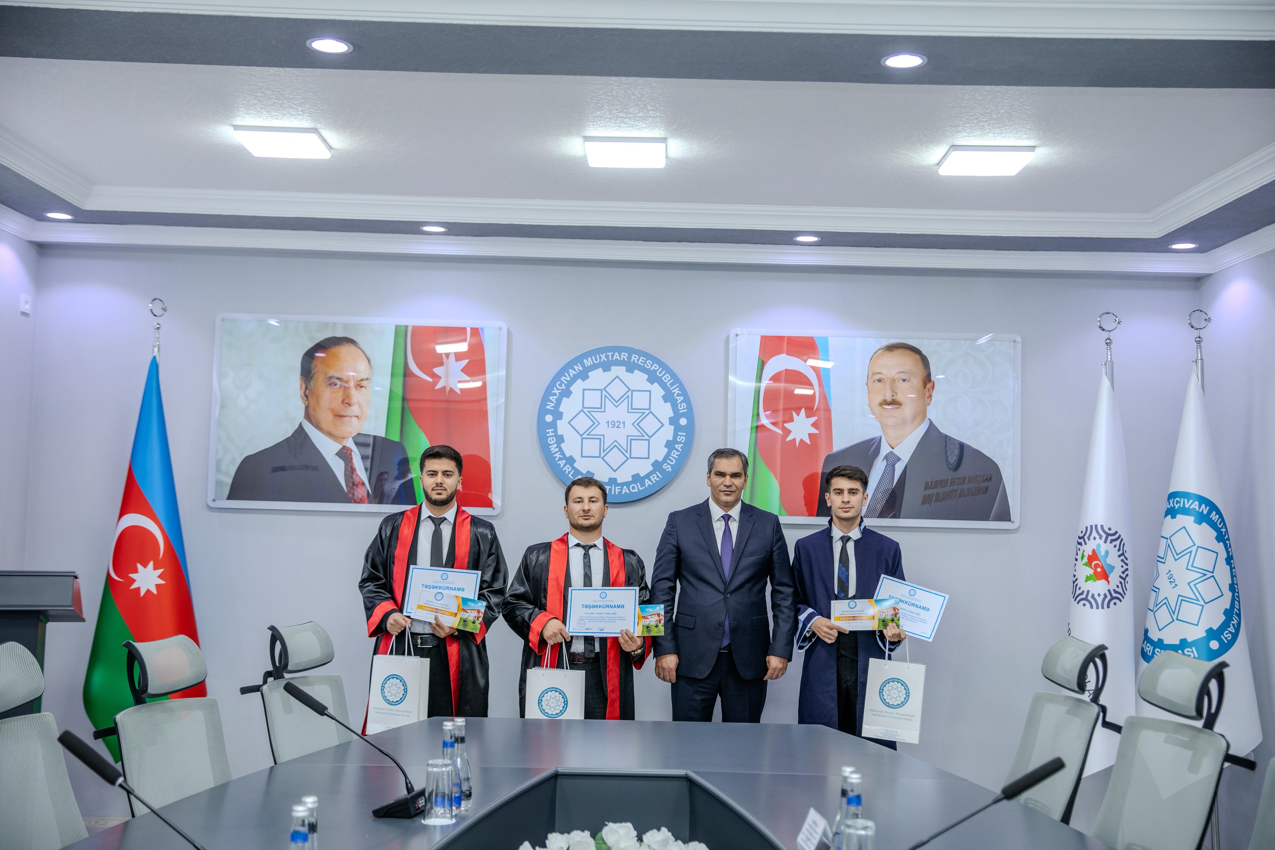 Naxçıvan Həmkarlar İttifaqları Şurasında məzun könüllülərlə görüş olub