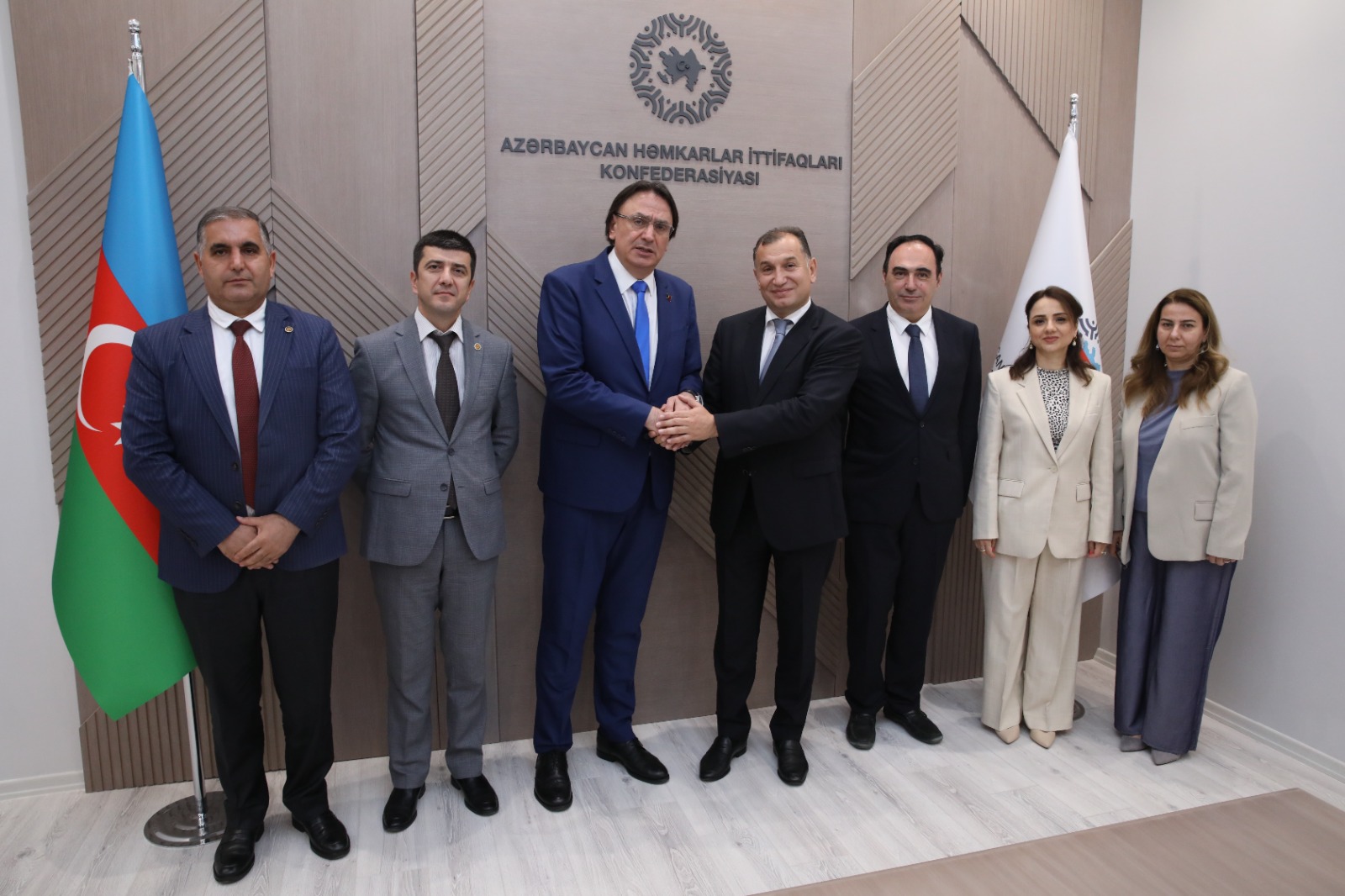 Konfederasiyada “IndustriALL” Qlobal Həmkarlar İttifaqı Birliyinin nümayəndəsi ilə görüş olub